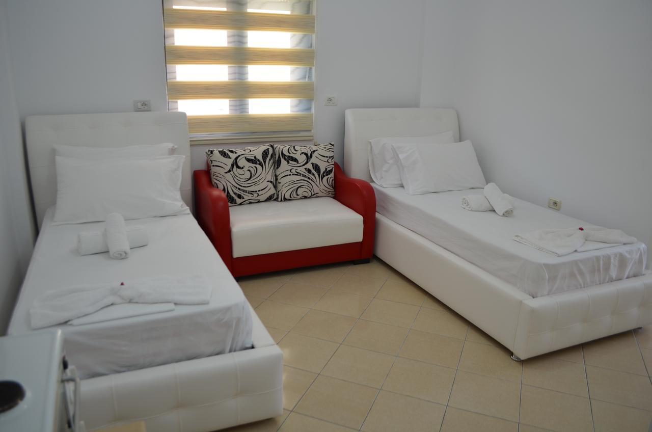 Noah Apartaments Sarande Exterior photo